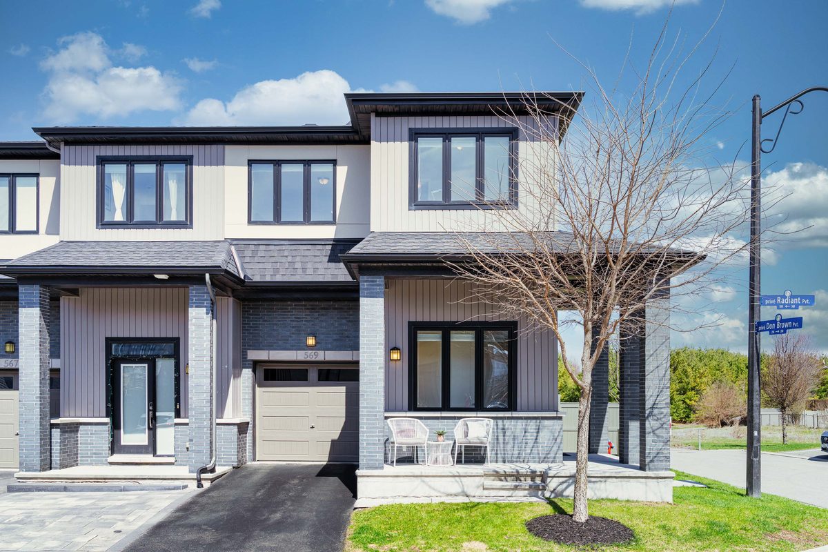 569 Radiant Pvt, Kanata